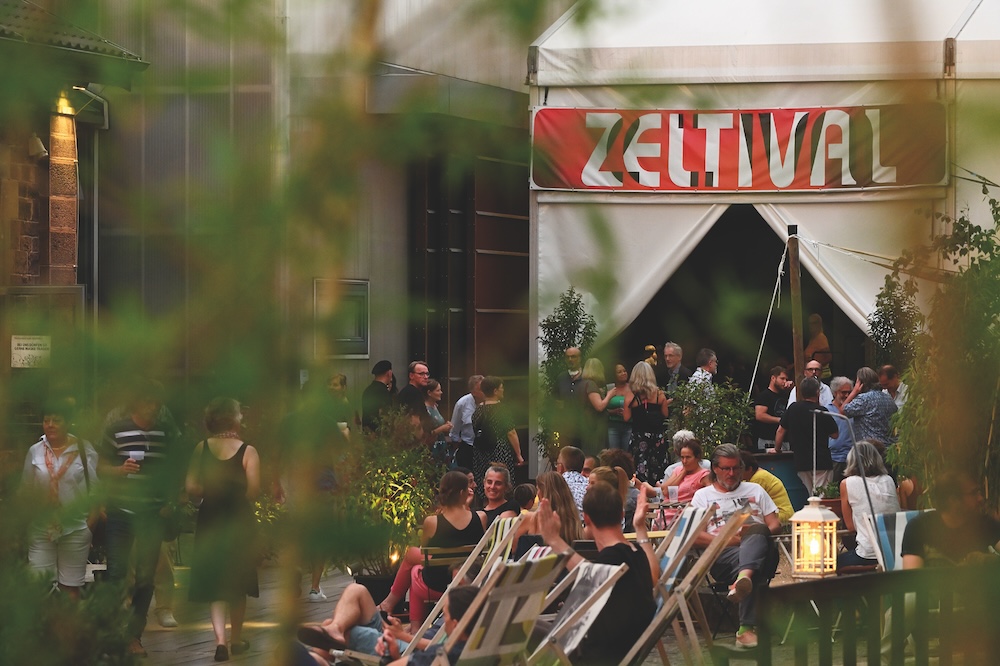 Bild: Ohne Hemmung zum ZELTIVAL