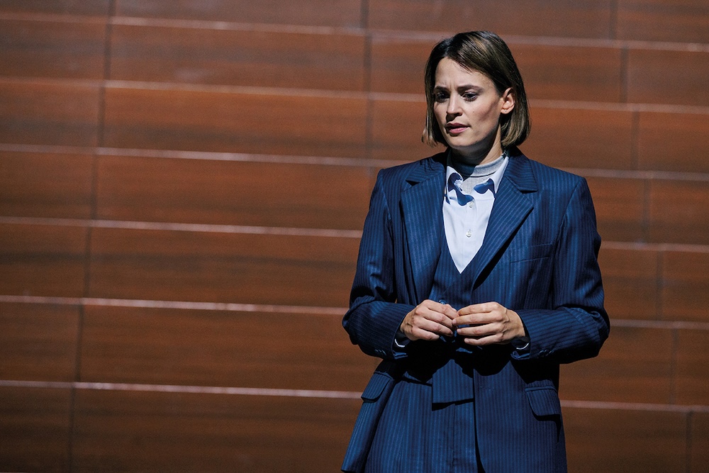 Klappeauf Karlsruhe - Artikel: "Prima Facie" Bild - "Prima Facie"