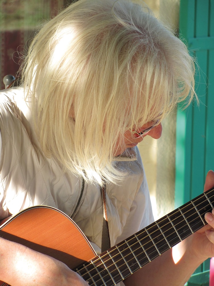 Klappeauf Karlsruhe - Artikel: Adin Hassa Bild: Adin Hassa