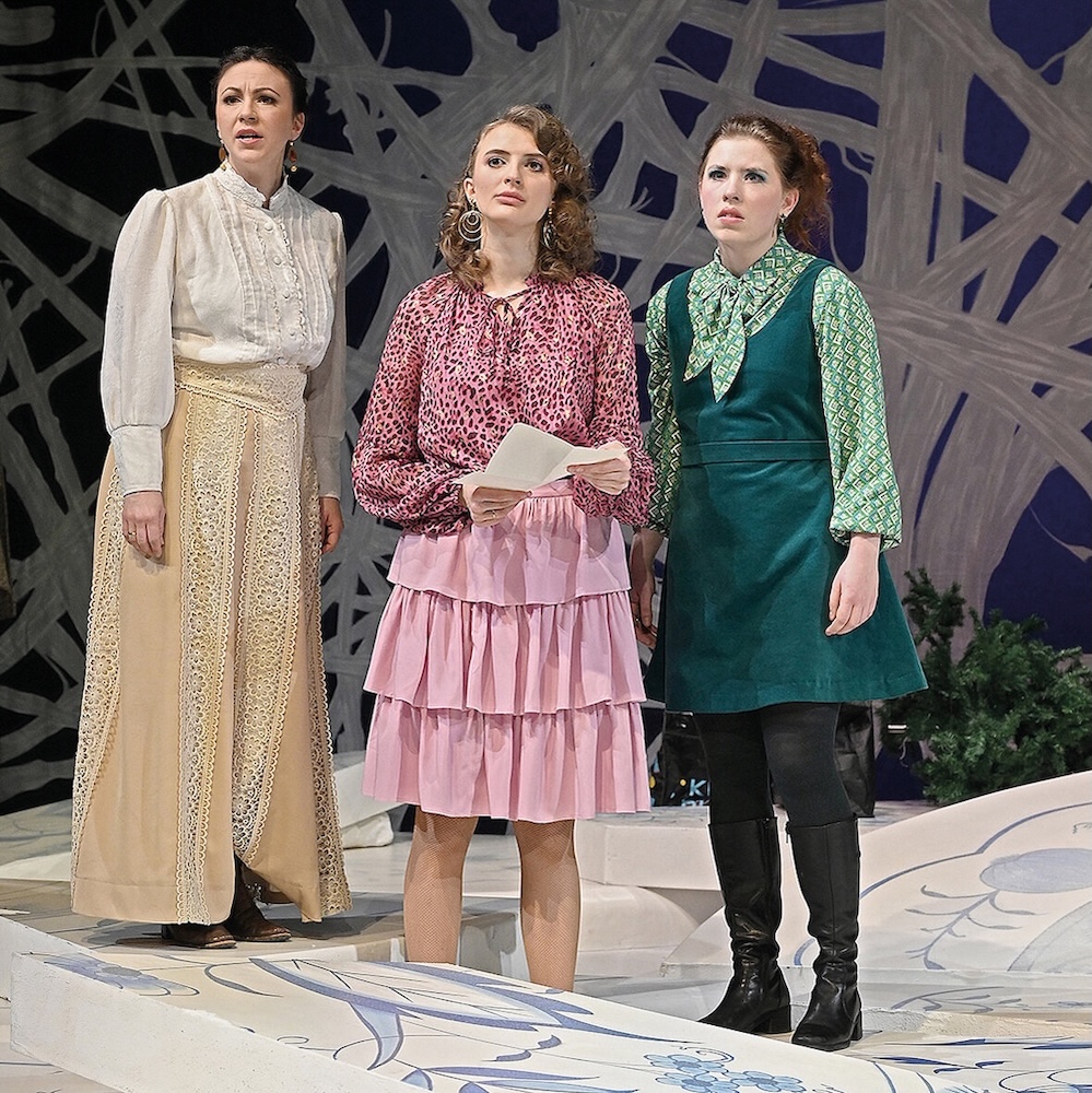 Bild - Nora: Ein Puppenhaus 